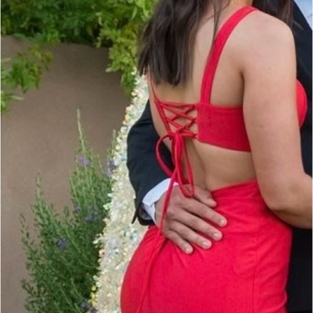 Prom dress - Picture 3 of 5